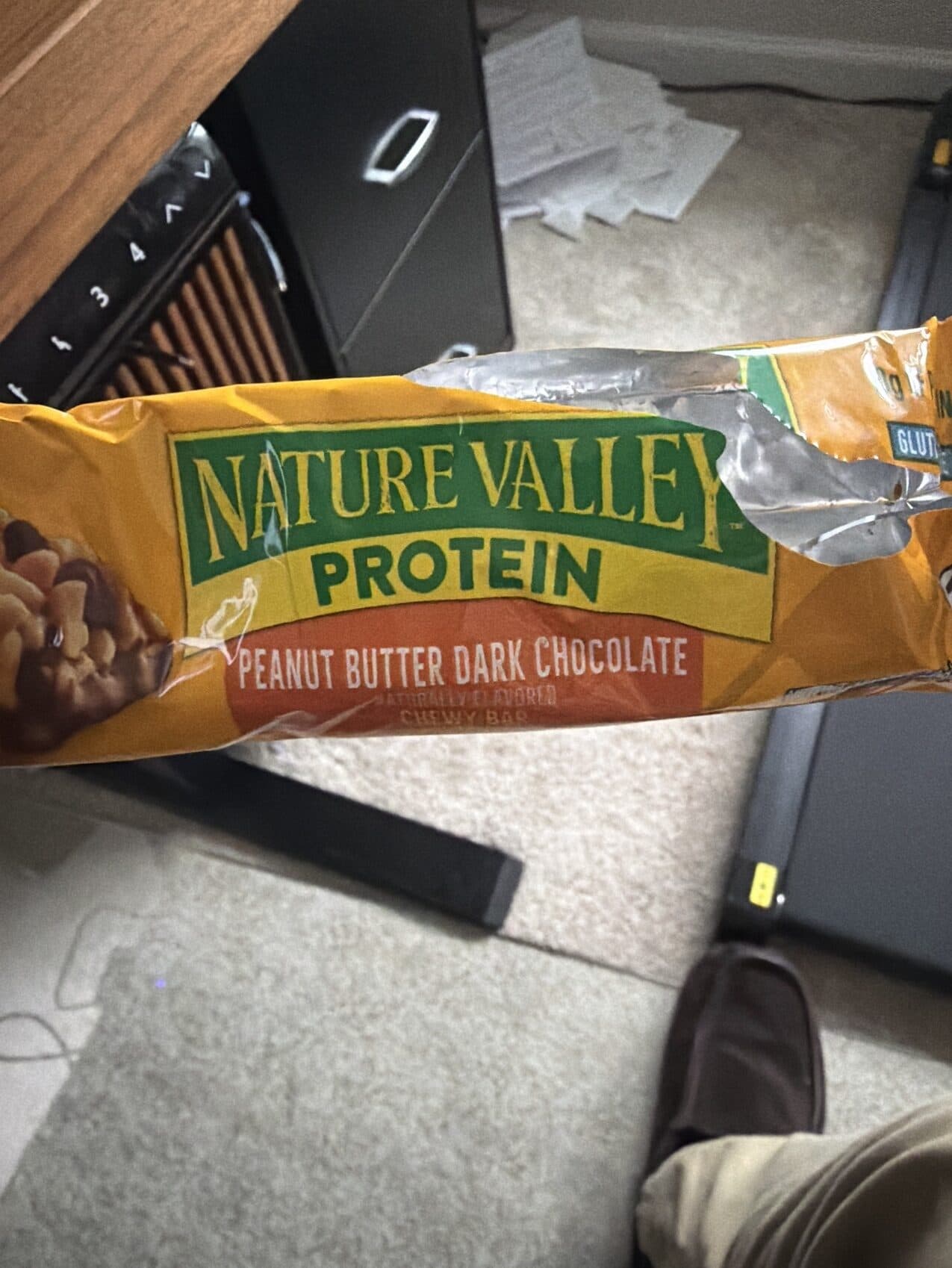 NATURE VALLEY PROTEIN Peanut Butter Dark Chocolate packshot